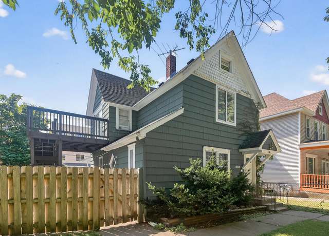 Property at 838 Sherburne Ave, Saint Paul, MN 55104, 2 beds, 2 baths