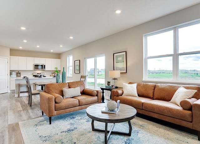 Property at 6538 208th St W, Farmington, MN 55024, 4 beds, 3 baths
