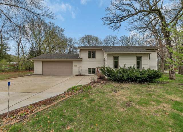 Property at 20 Oak Ln, Big Lake, MN 55309, 4 beds, 2 baths