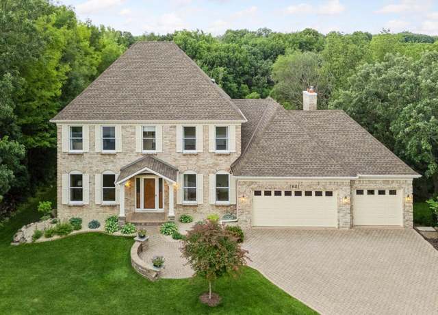 Property at 7621 Bush Lake Dr, Bloomington, MN 55438, 4 beds, 4 baths
