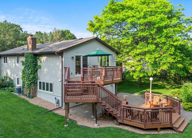 Property at 674 Mound Ave, Shoreview, MN 55126, 4 beds, 2 baths