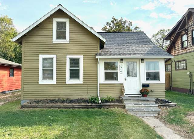 Property at 316 Main Ave N, Roseau, MN 56751, 3 beds, 2 baths
