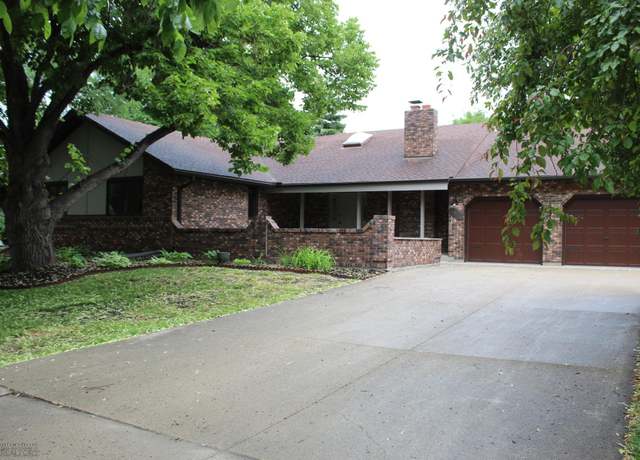 Property at 1413 4th St N, Fargo, ND 58102, 4 beds, 3 baths