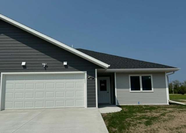 Property at 607 Mckinley St SE, Warroad, MN 56763, 2 beds, 2 baths