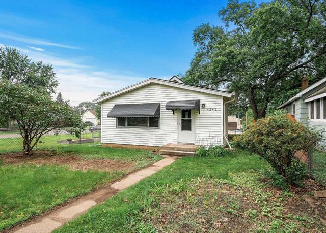 Property at 4242 Zane Ave N, Crystal, MN 55422, 2 beds, 1 bath
