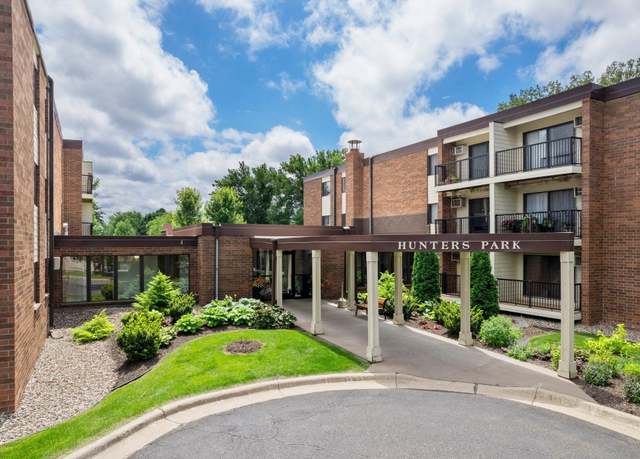 Property at 4 Pine Tree Dr #218, Arden Hills, MN 55112, 1 bed, 1 bath