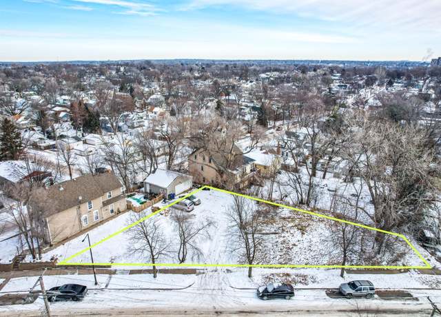 Property at 212 Maple St, Saint Paul, MN 55106