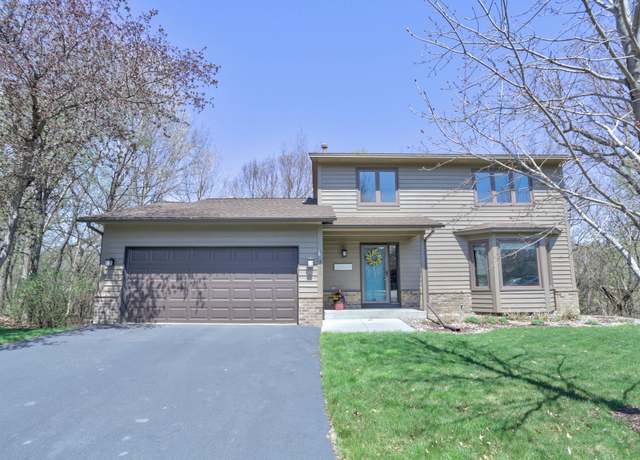 Property at 750 Saddle Wood Dr, Eagan, MN 55123, 3 beds, 3 baths