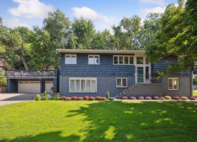 Property at 1013 Kenwood Pkwy, Minneapolis, MN 55403, 4 beds, 3 baths