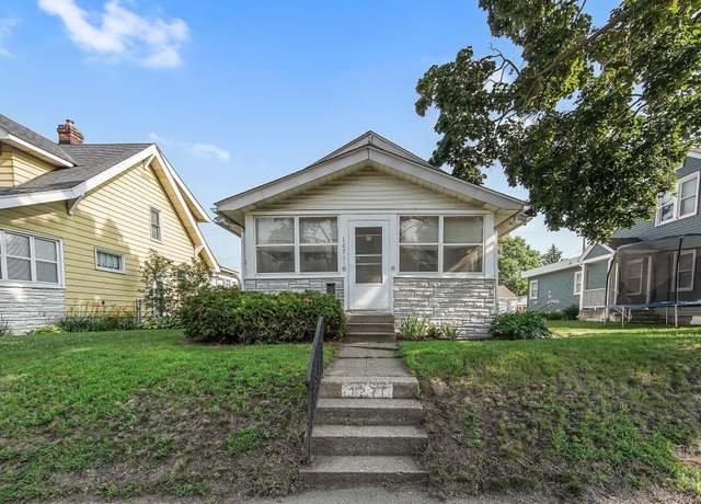Property at 1271 Minnehaha Ave E, Saint Paul, MN 55106, 3 beds, 2 baths