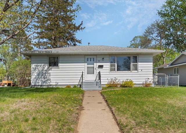 Property at 516 Lake Shore Dr, Sauk Centre, MN 56378, 2 beds, 2 baths
