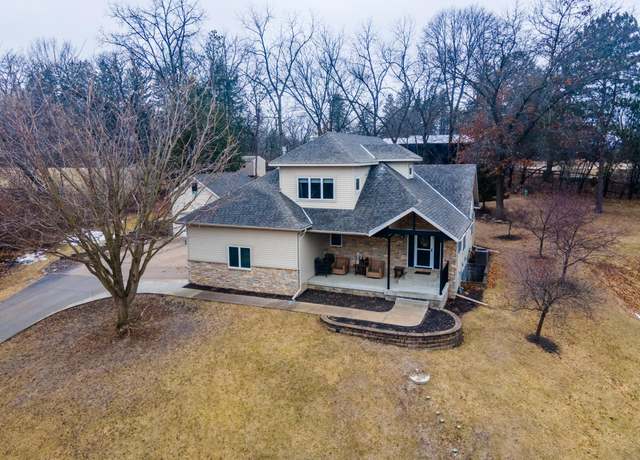 Property at 1038 Mayowood Rd SW, Rochester, MN 55902, 3 beds, 3 baths