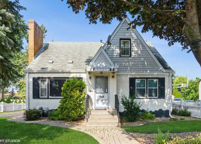 Property at 1421 Mackubin St, Saint Paul, MN 55117, 4 beds, 2 baths