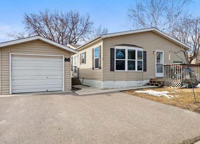 Property at 66 Kelly Rd, Chaska, MN 55318, 3 beds, 2 baths