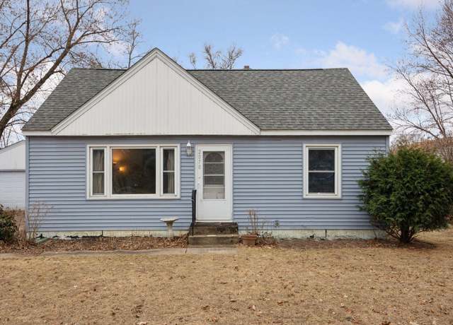 Property at 2070 106th Ave NW, Coon Rapids, MN 55433, 3 beds, 2 baths