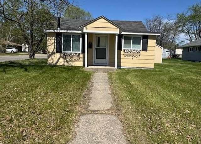 Property at 301 27th St NE, Bemidji, MN 56601, 2 beds, 1 bath