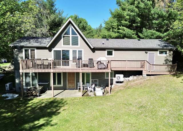 Property at 10008 Starlite Trl NW, Walker, MN 56484, 4 beds, 2 baths
