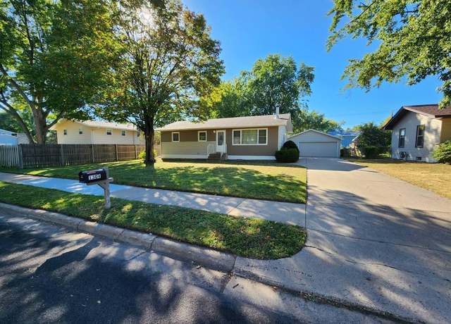 Property at 1304 13th St N, Saint Cloud, MN 56303, 4 beds, 2 baths