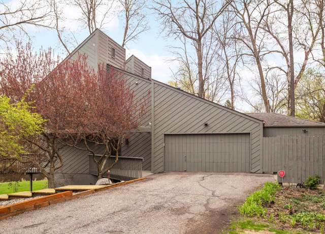 Property at 1809 Essex Rd, Minnetonka, MN 55305, 3 beds, 3 baths