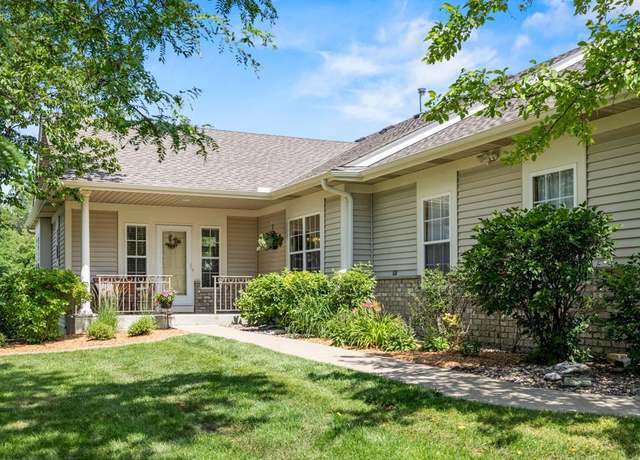 Property at 14425 Freesia Way, Apple Valley, MN 55124, 2 beds, 3 baths