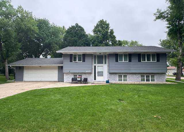 Property at 407 Dogwood Ave, Marshall, MN 56258, 4 beds, 3 baths