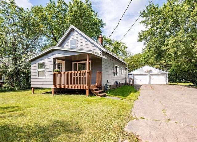 Property at 1301 Eklund Ave, Duluth, MN 55811, 3 beds, 1 bath
