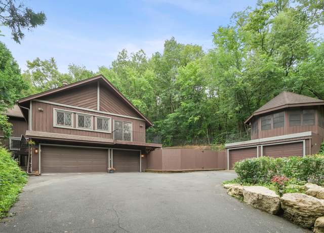 Property at 9001 Poplar Bridge Rd, Bloomington, MN 55437, 4 beds, 3 baths