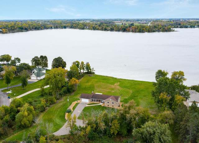 Property at 5281 217th St N, Forest Lake, MN 55025, 4 beds, 3 baths