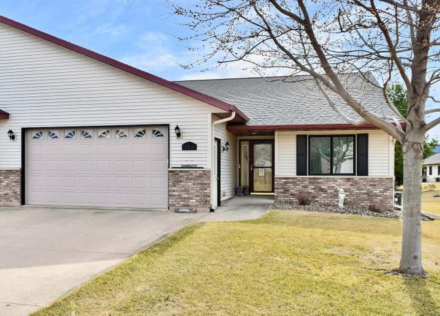 Property at 760 36th Ave, Goodview, MN 55987, 4 beds, 3 baths