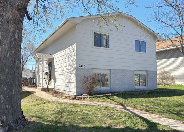 Property at 205 24th Ave N, Saint Cloud, MN 56303, 5 beds, 2 baths