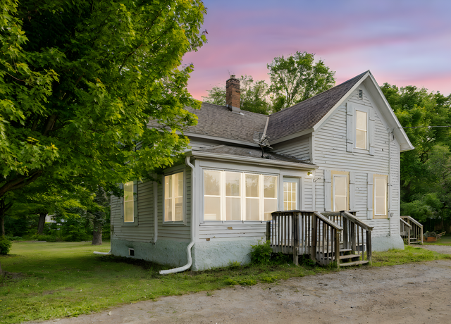 Property at 11344 Elliot Ave NW, Silver Creek Twp, MN 55358, 3 beds, 2 baths
