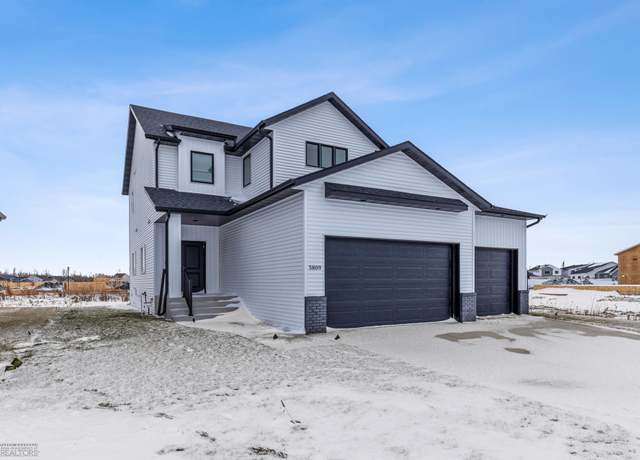 Property at 5809 Ellis Dr W, West Fargo, ND 58078, 4 beds, 4 baths