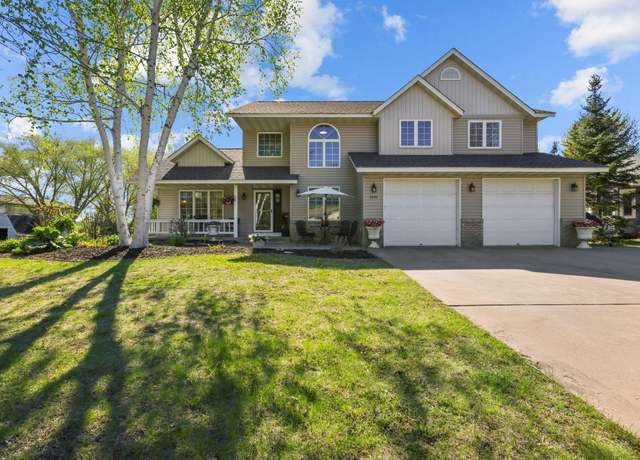 Property at 1051 9th St SW, Pine City, MN 55063, 5 beds, 4 baths
