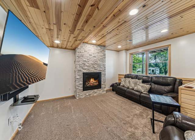 Property at 401 Holmes St, Marine On Saint Croix, MN 55047, 4 beds, 4 baths