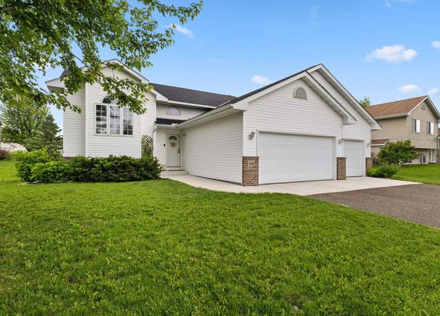 Property at 104 Bison Ct, Buffalo, MN 55313, 4 beds, 2 baths
