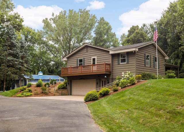 Property at 6025 Howkins Rd, Woodbury, MN 55129, 3 beds, 3 baths