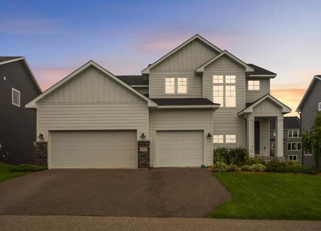 Property at 10732 39th St N, Lake Elmo, MN 55042, 5 beds, 3 baths