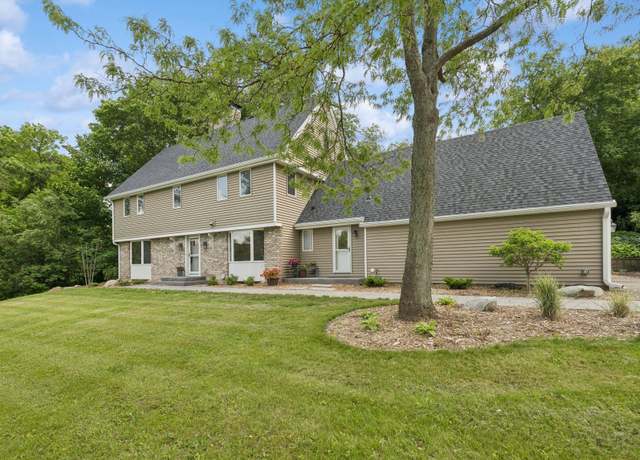 Property at 200 Marie Ave W, West Saint Paul, MN 55118, 3 beds, 3 baths
