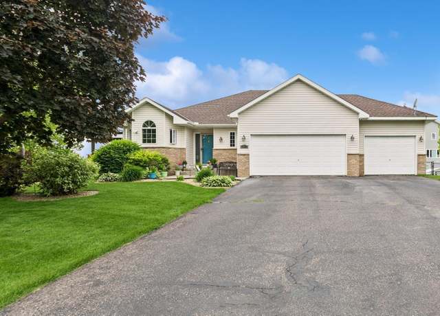 Property at 2406 Maple Ct, Buffalo, MN 55313, 4 beds, 3 baths