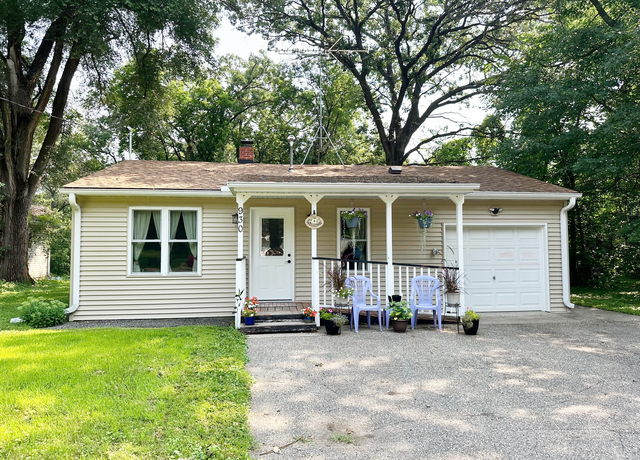 Property at 930 Main St, Clearwater, MN 55320, 2 beds, 1 bath