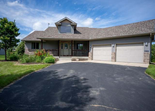 Property at 1102 Summit Cv, Dassel, MN 55325, 4 beds, 3 baths