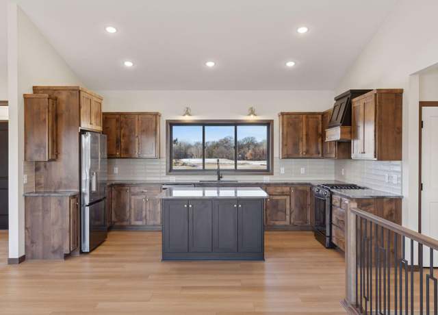 Property at 2856 219th Ave NE, East Bethel, MN 55011, 3 beds, 3 baths