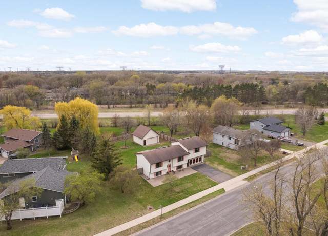 Property at 1602 W River St, Monticello, MN 55362, 4 beds, 2 baths