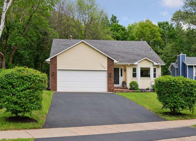 Property at 17698 S Shore Ln W, Eden Prairie, MN 55346, 3 beds, 2 baths