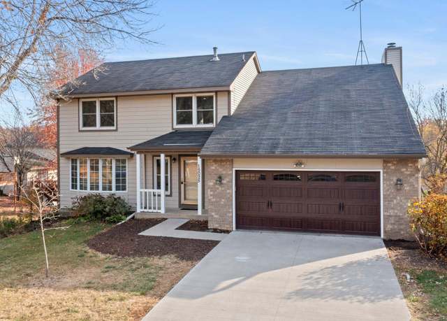 Property at 15025 Chicago Ave, Burnsville, MN 55306, 5 beds, 4 baths