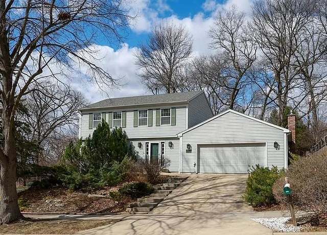 Property at 1007 20th St NW, Rochester, MN 55901, 4 beds, 3 baths