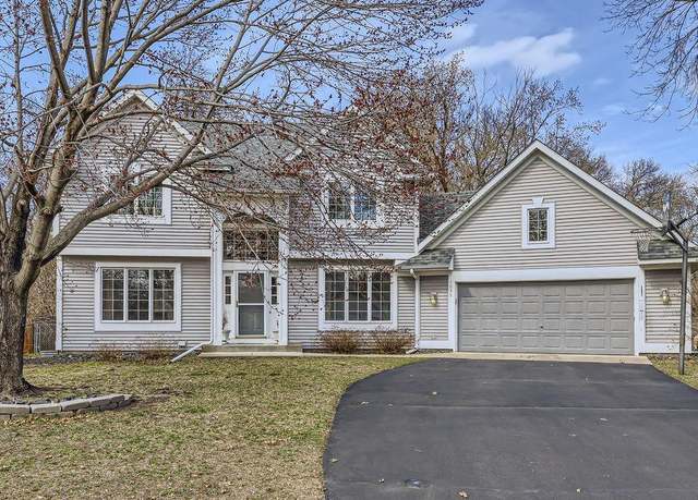 Property at 1039 101st Ln NE, Blaine, MN 55434, 3 beds, 3 baths