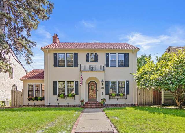 Property at 1856 Highland Pkwy, Saint Paul, MN 55116, 4 beds, 3 baths