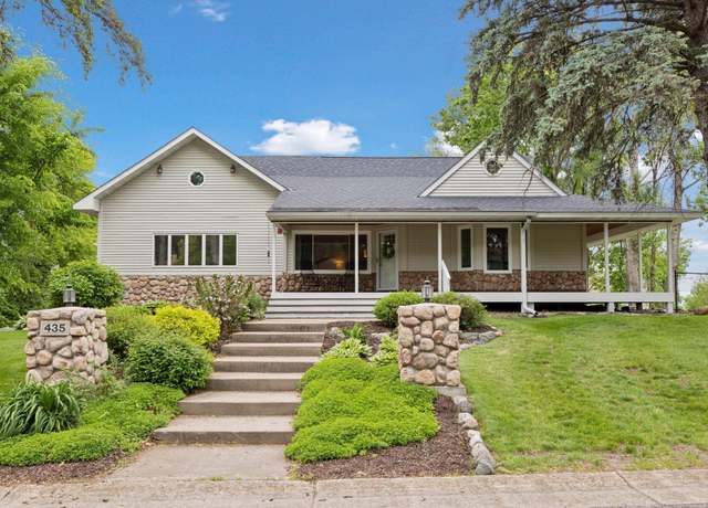 Property at 435 Burlington Rd, Saint Paul, MN 55119, 4 beds, 4 baths