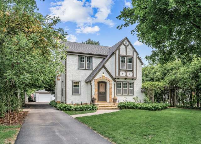 Property at 1427 Roselawn Ave W, Roseville, MN 55113, 3 beds, 2 baths